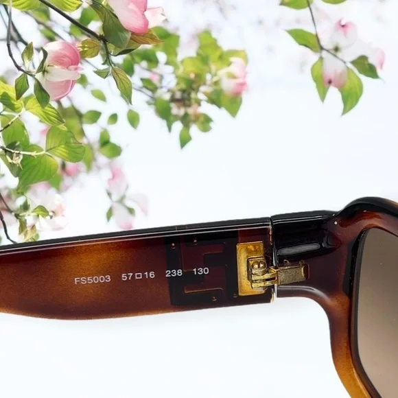 FENDI Sunglasses - Picture 10 of 12